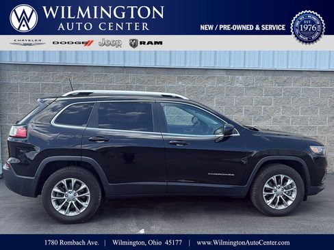 Used 2019 Jeep Cherokee Latitude Plus w/ Comfort/Convenience Group AWD/4WD image 1