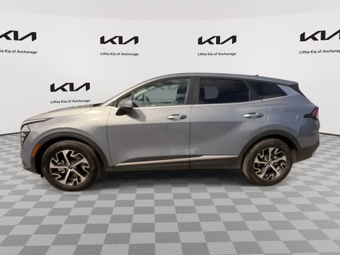 Certified 2025 Kia Sportage EX FWD image 6