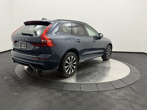 Certified 2024 Volvo XC60 B5 Core w/ Protection Package Premier AWD/4WD image 7