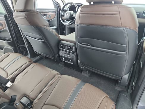 Certified 2024 Honda Pilot Elite image 11