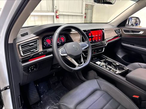 Certified 2026 Volkswagen Atlas SEL AWD/4WD image 20