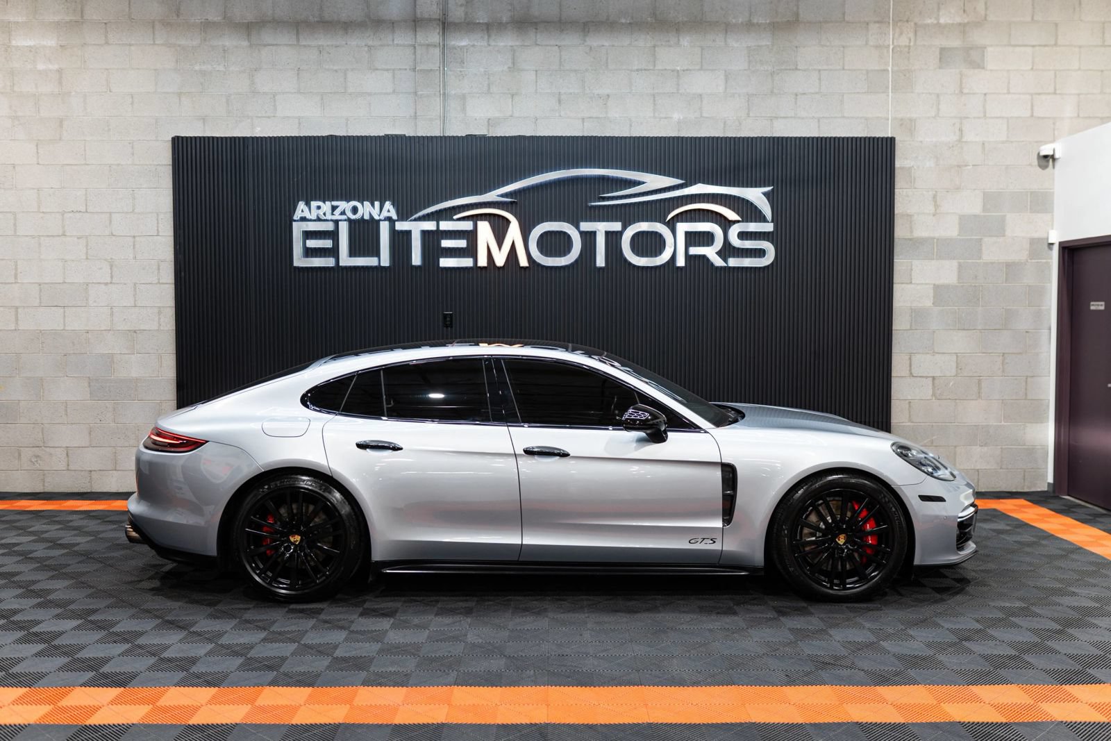 Used 2019 Porsche Panamera GTS w/ Premium Package Plus AWD/4WD image 5