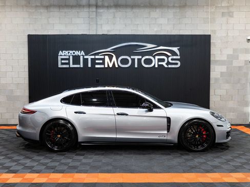 Used 2019 Porsche Panamera GTS w/ Premium Package Plus AWD/4WD image 5