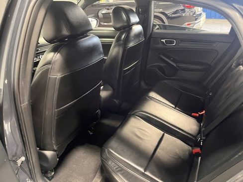 Used 2023 Honda Civic Sport image 18