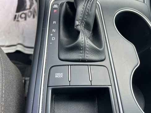 Used 2019 Kia Sorento FWD V6 image 21