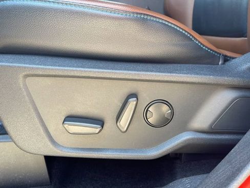 Used 2023 Ford Bronco Outer Banks AWD/4WD image 13