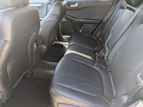 New 2026 Ford Escape SE w/ PHEV Premium Package FWD image 14