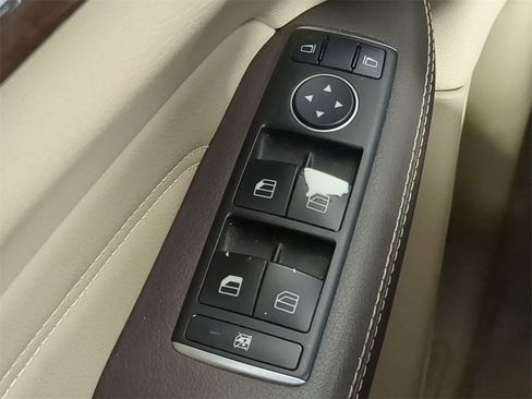 Used 2014 Mercedes-Benz ML 350 2WD image 27