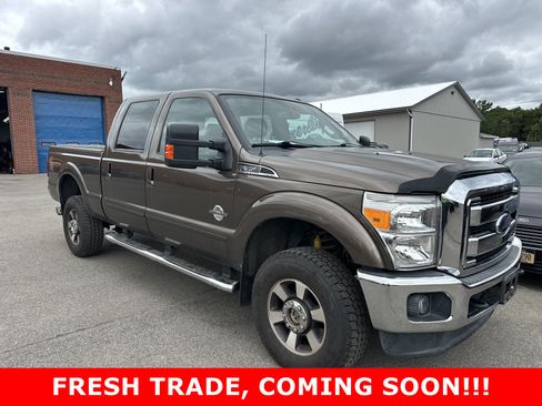 Used 2016 Ford F350 Lariat w/ Lariat Interior Package AWD/4WD image 1