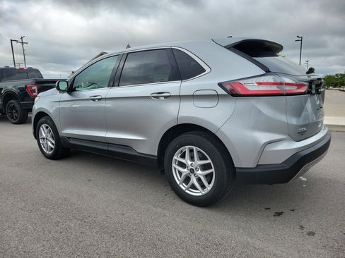 Certified 2023 Ford Edge SEL AWD/4WD image 3