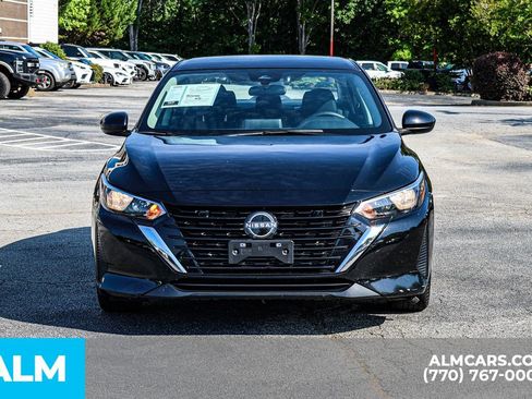 Used 2024 Nissan Sentra SV FWD image 11