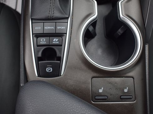 Used 2023 Toyota Camry LE w/ Cold Weather Package FWD image 16