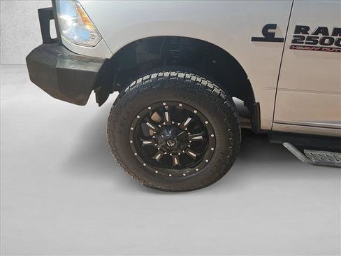 Used 2018 RAM 2500 Tradesman w/ Chrome Appearance Group image 23