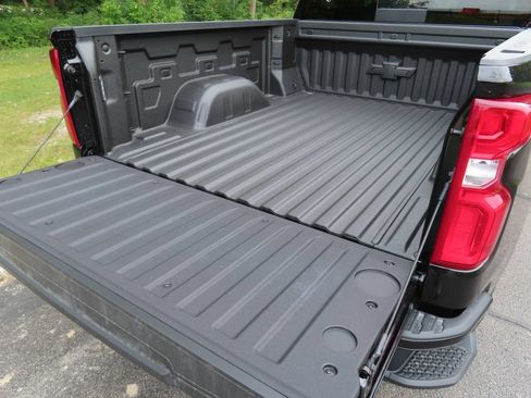 New 2026 Chevrolet Silverado 1500 RST AWD/4WD image 21