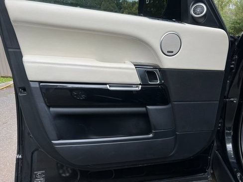 Used 2016 Land Rover Range Rover Supercharged AWD/4WD image 10