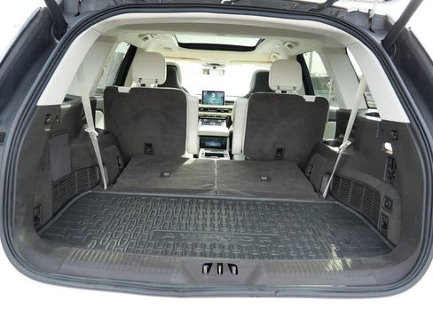 Used 2023 Lincoln Aviator Black Label w/ Dynamic Handling Package image 45