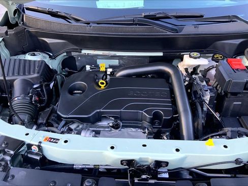 Certified 2025 Chevrolet Equinox LT image 28