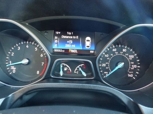 Used 2017 Ford Focus SE FWD image 28