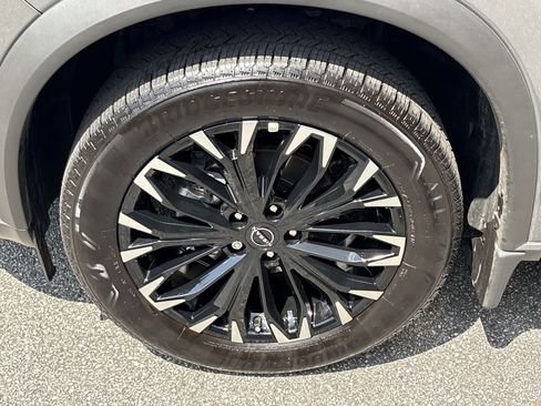 Used 2026 Nissan Rogue Dark Armor FWD image 28