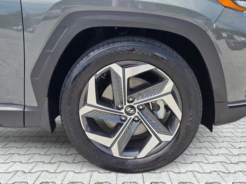 Certified 2024 Hyundai Tucson SEL w/ Convenience Package FWD image 3