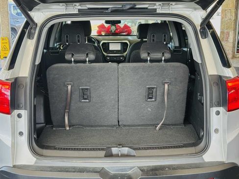 Used 2019 GMC Acadia SLE FWD image 9