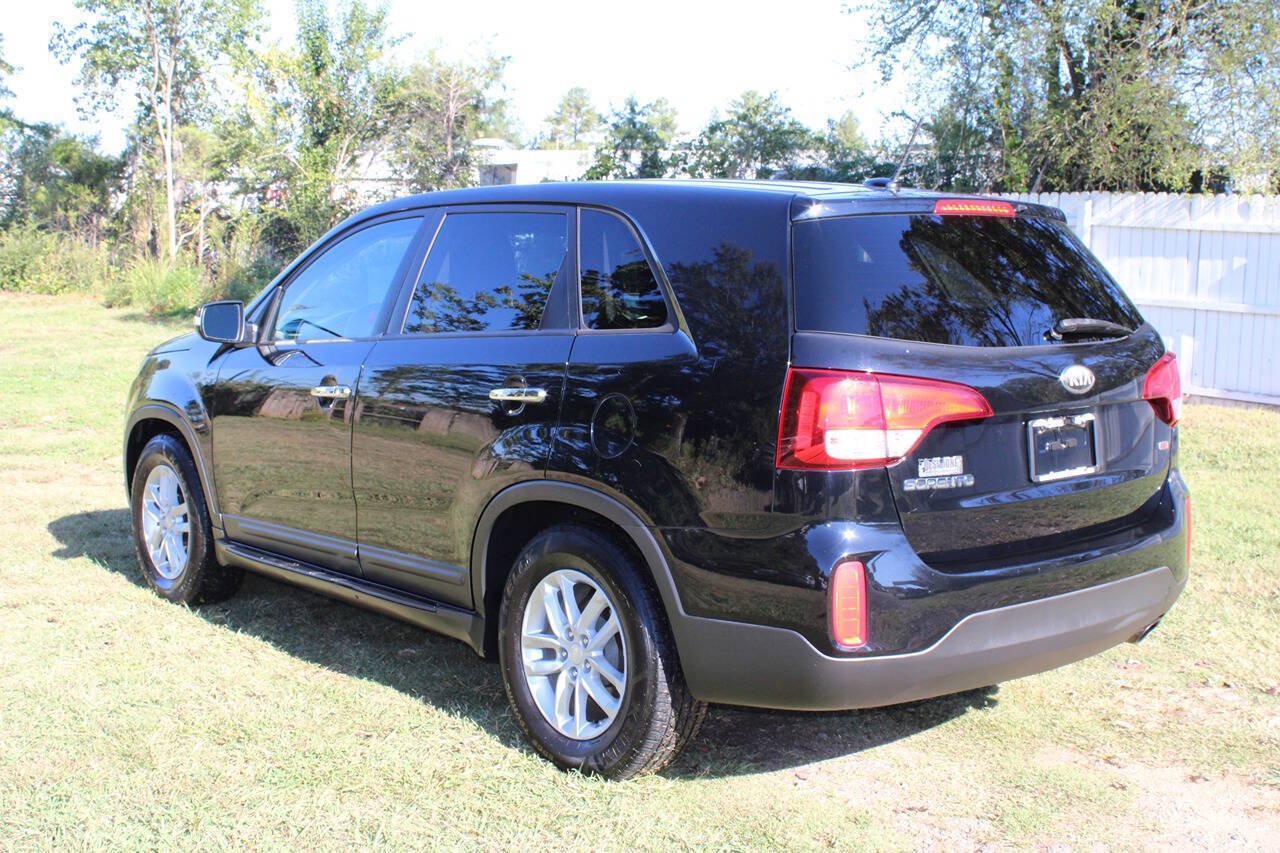 Used 2014 Kia Sorento LX FWD image 9
