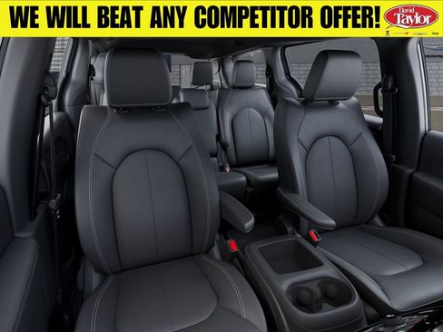 New 2027 Chrysler Pacifica Select FWD image 17