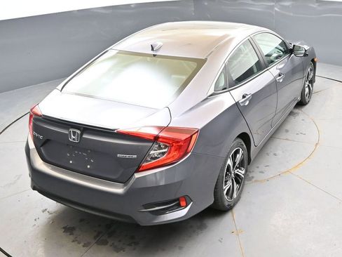 Used 2017 Honda Civic Touring image 40