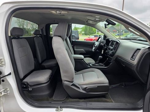 Used 2016 Chevrolet Colorado W/T w/ WT Convenience Package AWD/4WD image 19