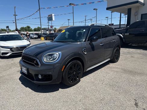 Used 2018 MINI Cooper Countryman S FWD image 2