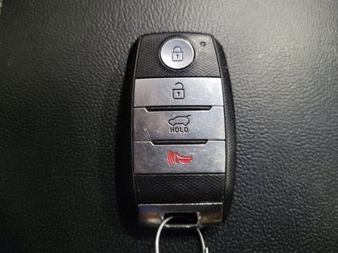 Used 2018 Kia Sorento EX AWD/4WD image 32