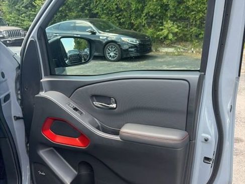 Used 2024 Nissan Frontier PRO-4X w/ Pro Premium Package AWD/4WD image 20