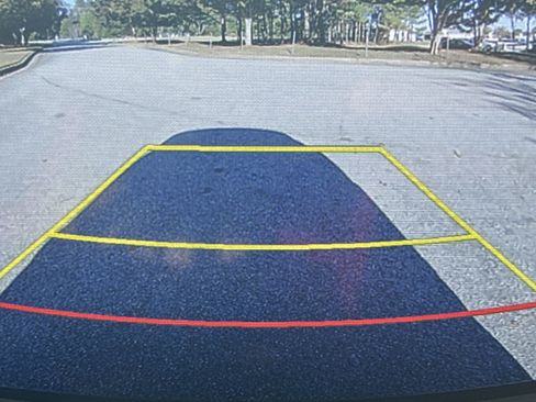 Used 2025 Hyundai Kona SEL image 30