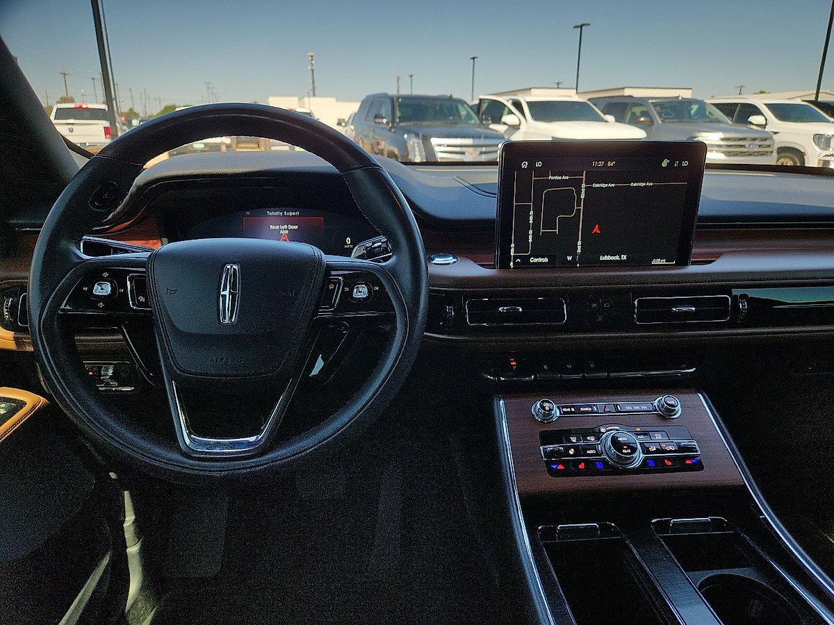 Used 2022 Lincoln Aviator Reserve w/ Equipment Group 201A AWD/4WD image 6