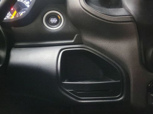 Used 2022 RAM 2500 Tradesman w/ Chrome Appearance Group image 30