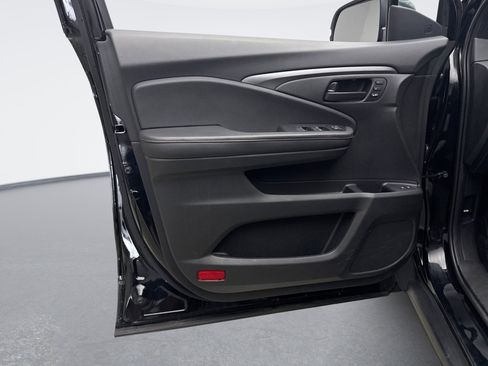 Used 2022 Honda Passport TrailSport image 9