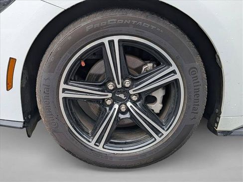 Used 2025 Ford Mustang Coupe RWD image 18