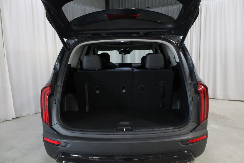 Used 2021 Kia Telluride EX w/ EX Premium Package AWD/4WD image 30