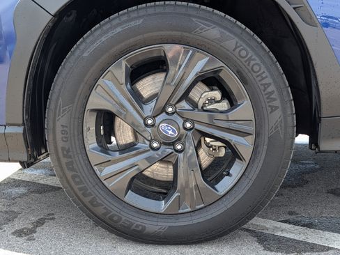 Used 2024 Subaru Crosstrek 2.0i image 15