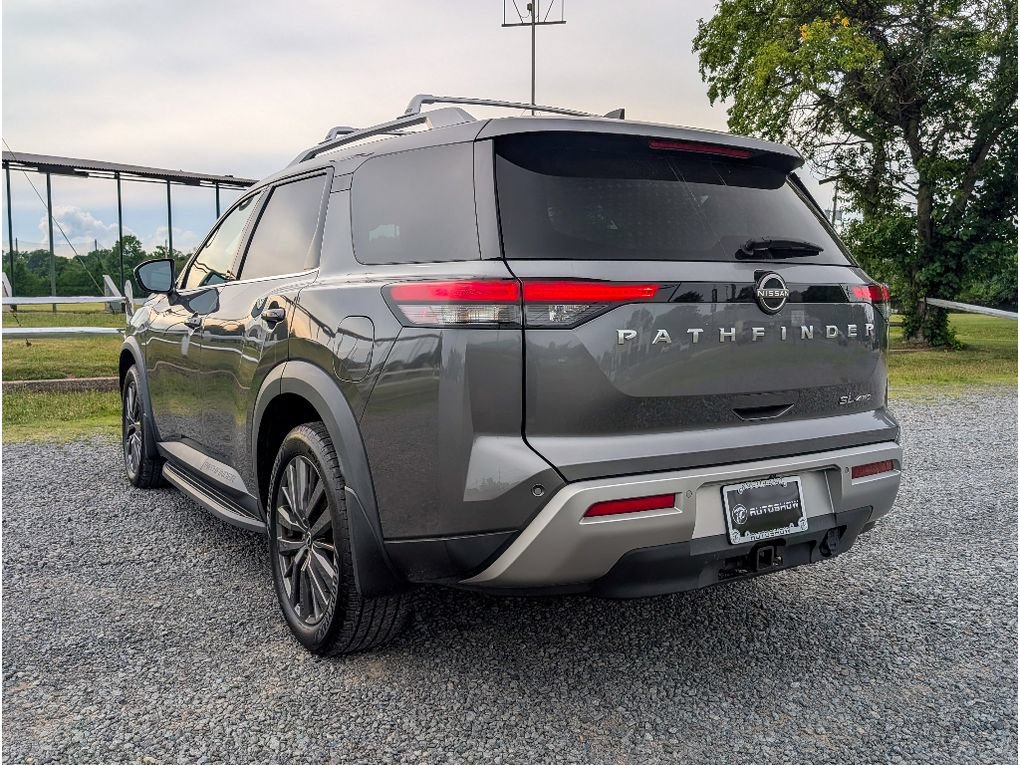 Used 2022 Nissan Pathfinder SL w/ SL Premium Package AWD/4WD image 8