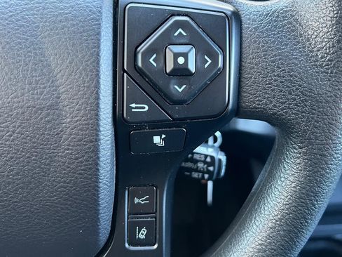 Used 2021 Toyota Tacoma SR image 21