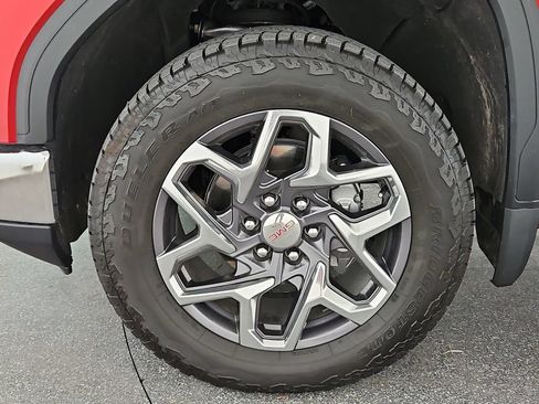 Used 2026 GMC Sierra 1500 SLT AWD/4WD image 39