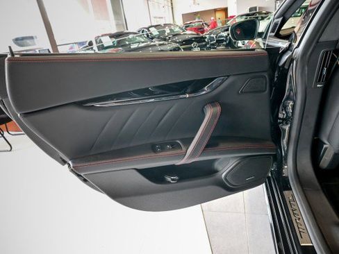 Used 2024 Maserati Quattroporte Modena Ultima Q4 image 19