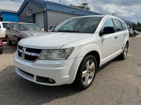 Used 2009 Dodge Journey SXT image 1