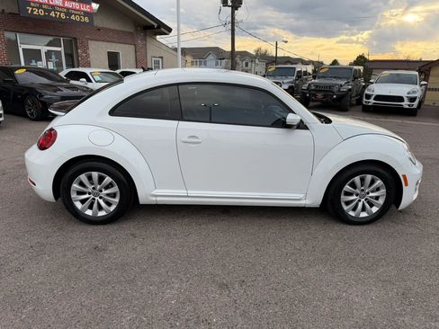 Used 2019 Volkswagen Beetle 2.0T S image 9