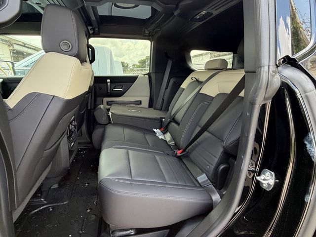 New 2026 GMC Hummer EV SUV AWD/4WD image 12