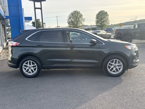 Used 2024 Ford Edge SEL w/ Convenience Package AWD/4WD image 2