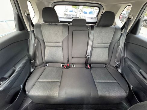 Used 2025 Nissan Rogue SV FWD image 40