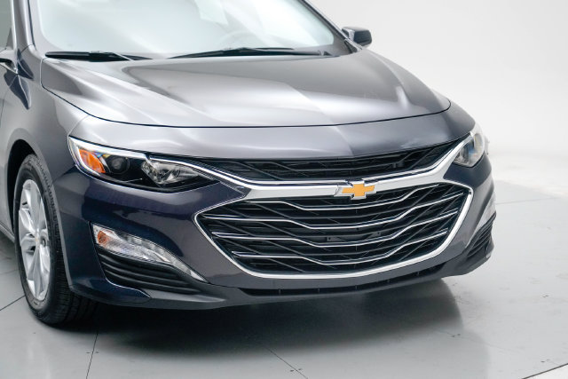 Used 2025 Chevrolet Malibu LT FWD image 11