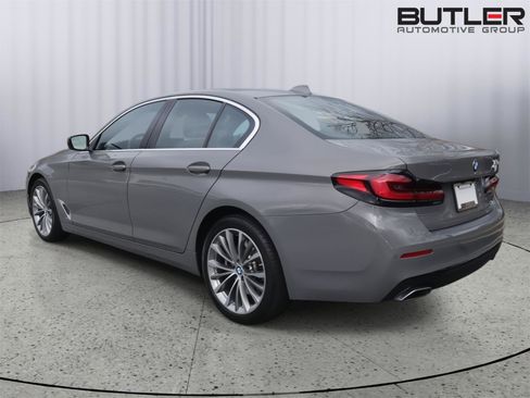 Certified 2022 BMW 540i image 5